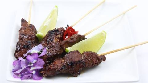 SATÉ KAKI KAMBING EMPUK