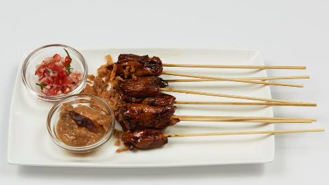 SATÉ KAMBING KACANG KURMA