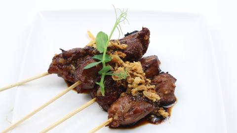 SATÉ KAMBING SEDERHANA